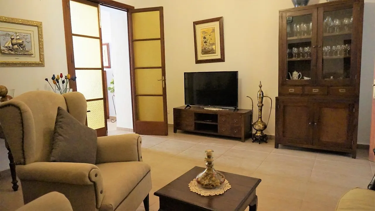 Holiday home Born 23 - House With Pool In The Centre Of Lluchmayor. Free Wifi Llucmajor