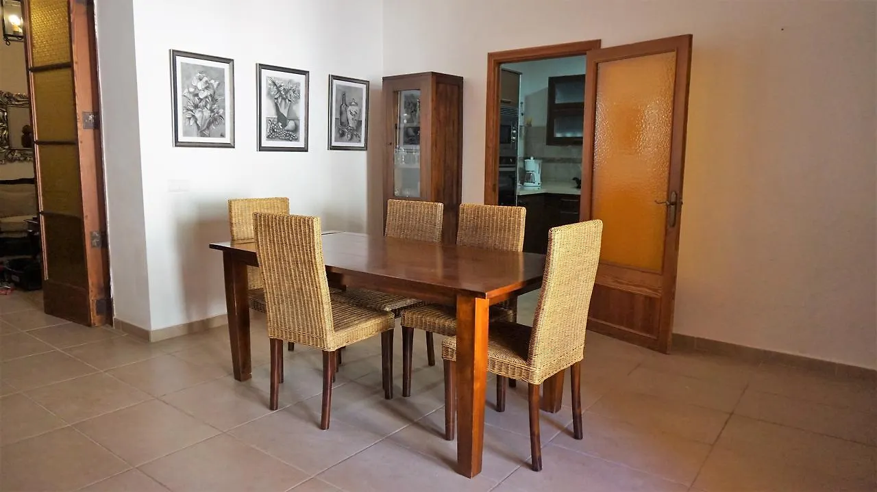 Born 23 - House With Pool In The Centre Of Lluchmayor. Free Wifi Llucmajor  Spain