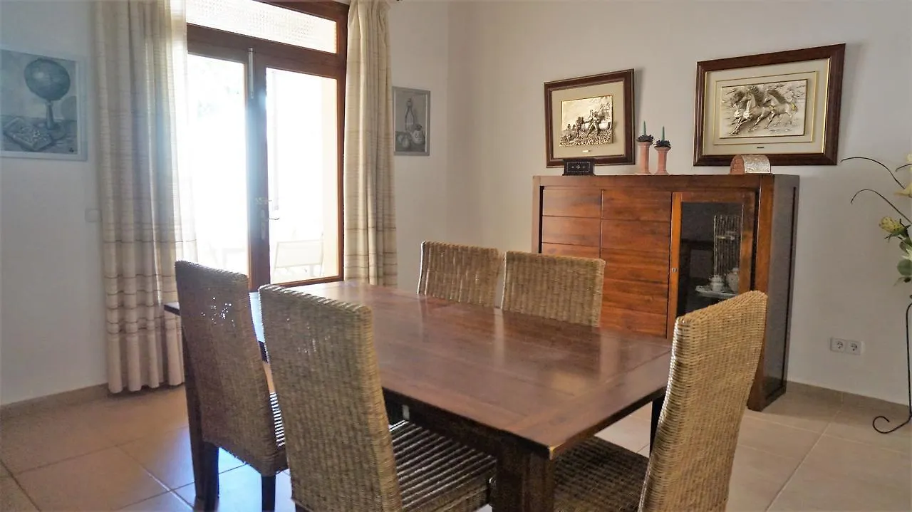 Born 23 - House With Pool In The Centre Of Lluchmayor. Free Wifi Llucmajor  Llucmajor (Mallorca)