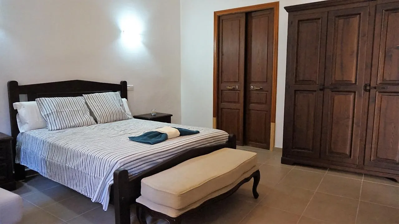Born 23 - House With Pool In The Centre Of Lluchmayor. Free Wifi Llucmajor  Holiday home Llucmajor (Mallorca)
